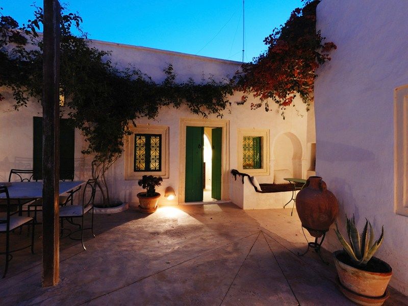 Dar Dhiafa Bed & Breakfast 3*